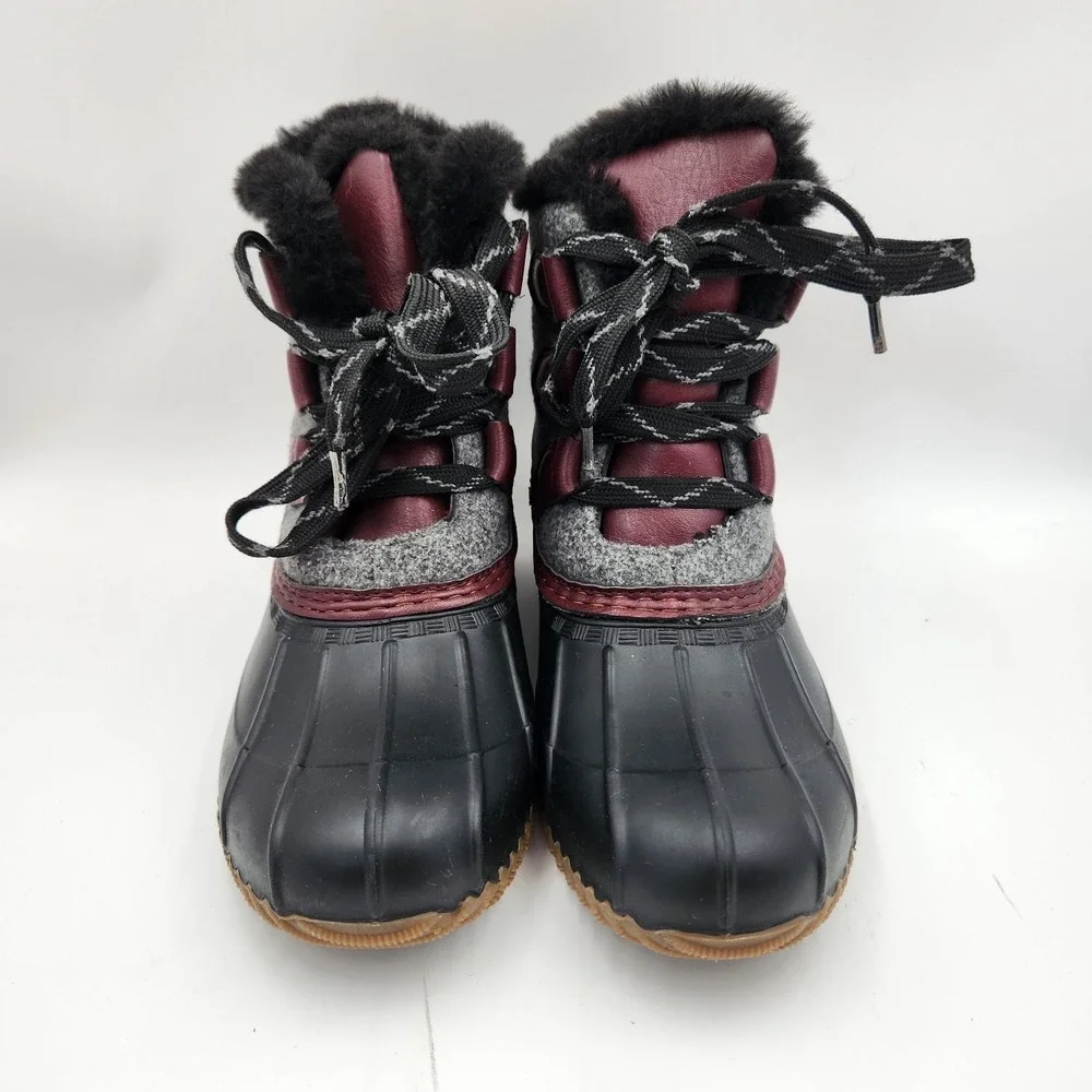Maurices Bootie Womens US 6 Black Gray Lined Round Toe Winter‎ Snow Boots